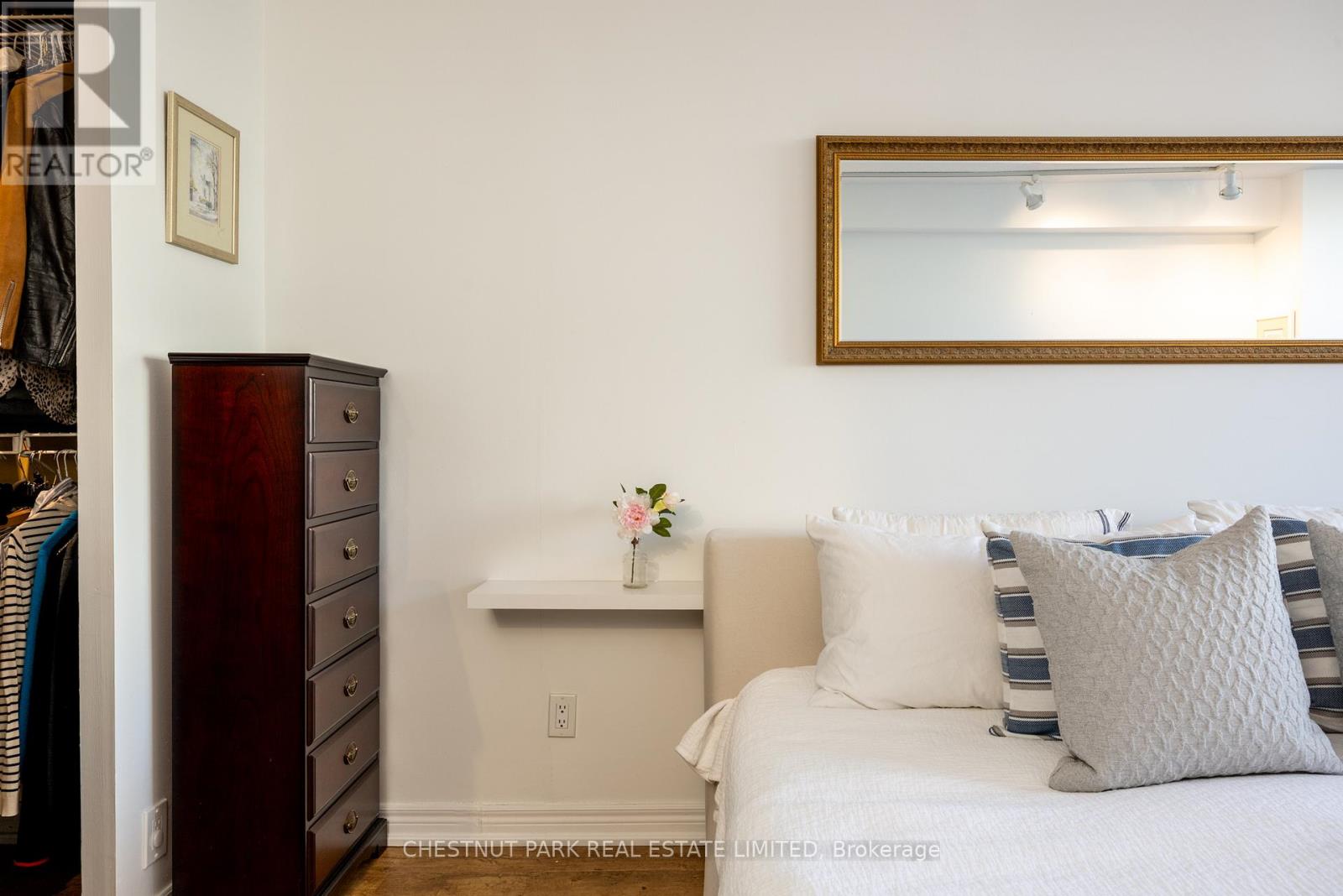 522 - 95 Prince Arthur Avenue, Toronto, Ontario  M5R 3P6 - Photo 11 - C12208360