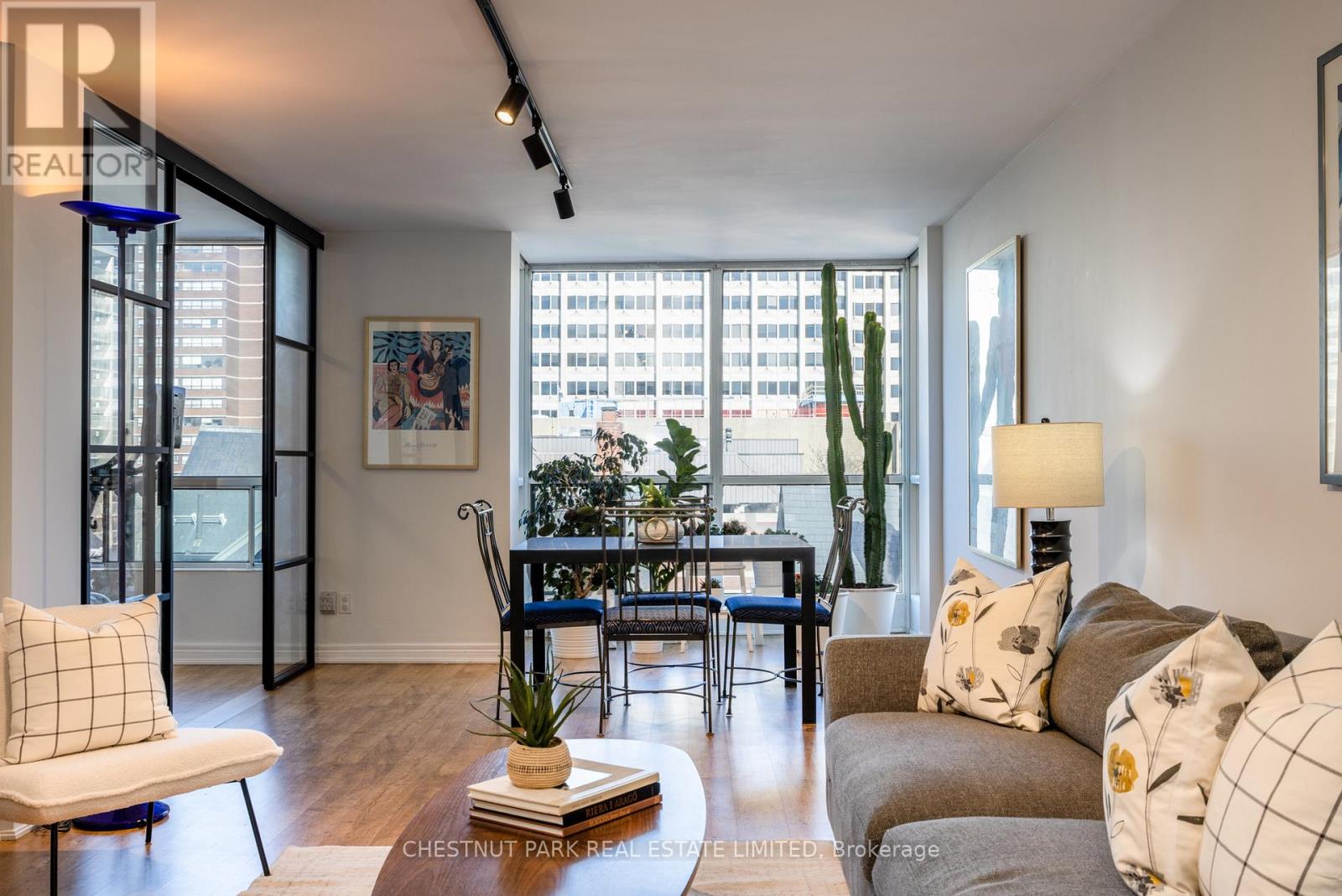 522 - 95 Prince Arthur Avenue, Toronto, Ontario  M5R 3P6 - Photo 6 - C12208360