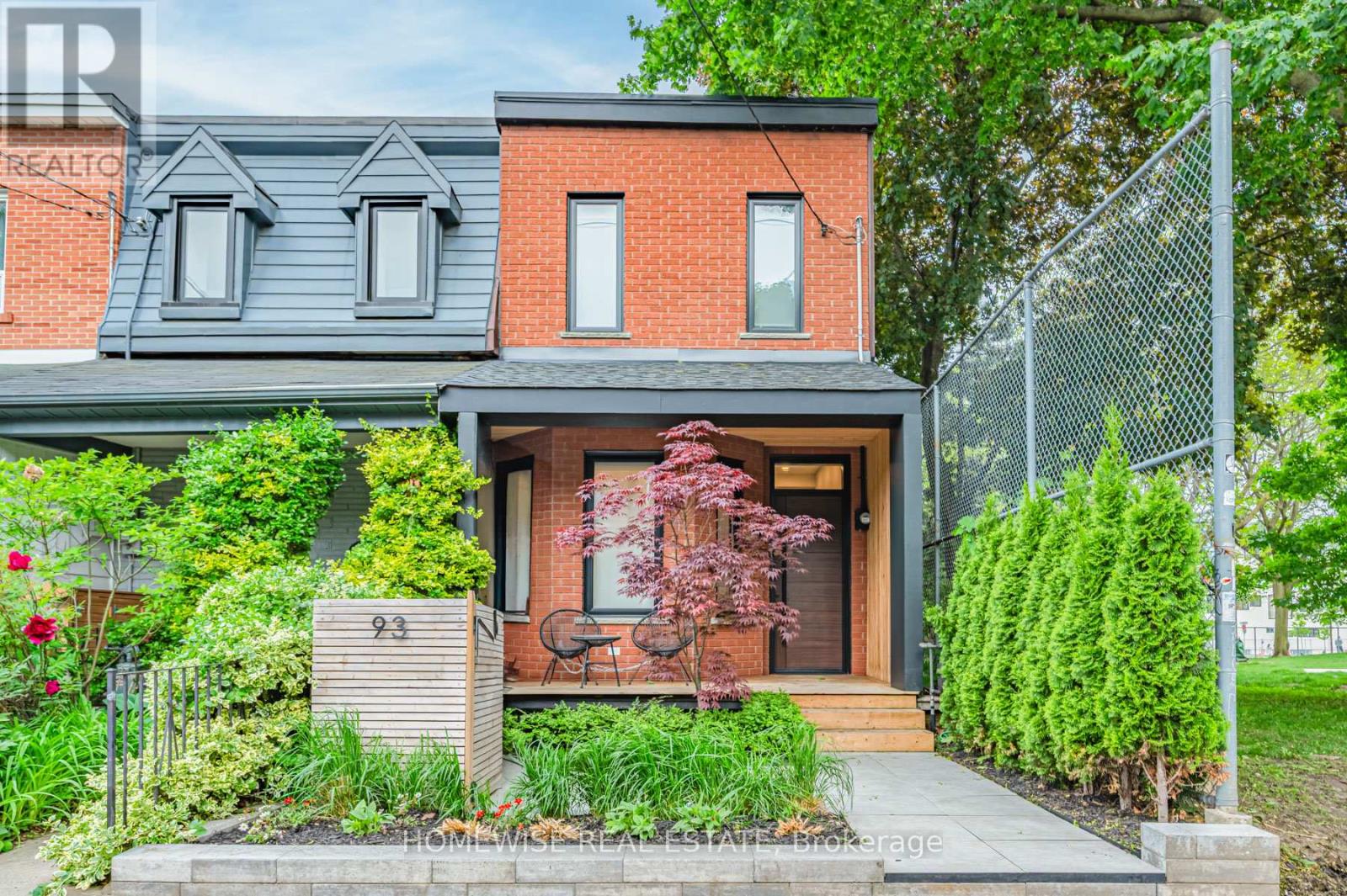 93 Argyle Street, Toronto (Trinity-Bellwoods), Ontario  M6J 1N8 - Photo 1 - C12208362