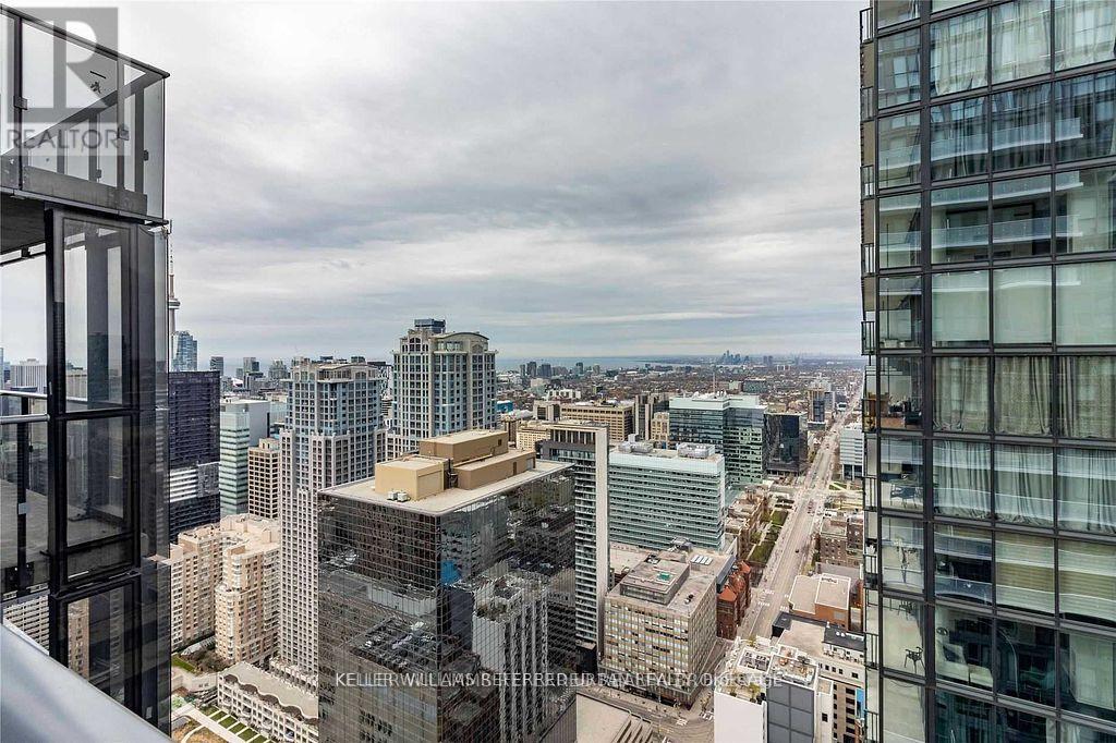 5013 - 7 Grenville Street, Toronto, Ontario  M4Y 0E9 - Photo 5 - C12208370