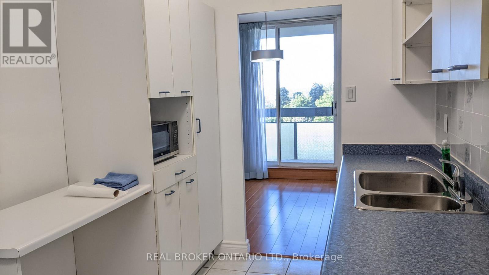 506 - 350 Seneca Hill Drive, Toronto, Ontario  M2J 4S7 - Photo 8 - C12208371