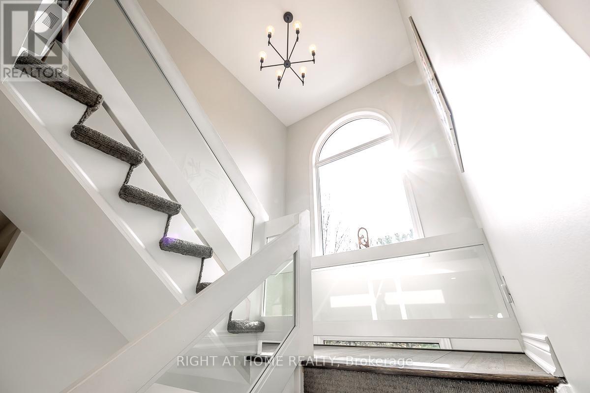 30 Pooles Road, Springwater, Ontario  L0L 1X0 - Photo 15 - S12101150