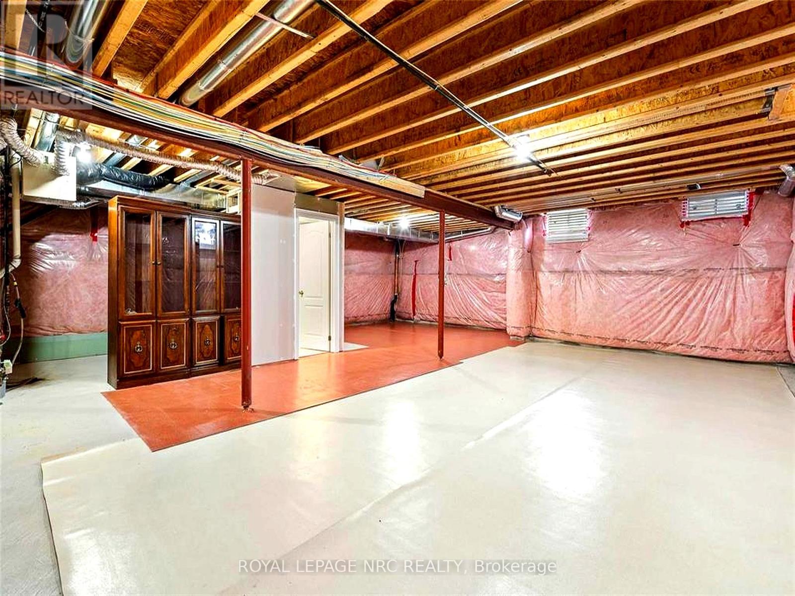943 Line 9 Road, Niagara-On-The-Lake, Ontario  L0S 1J1 - Photo 25 - X12201144