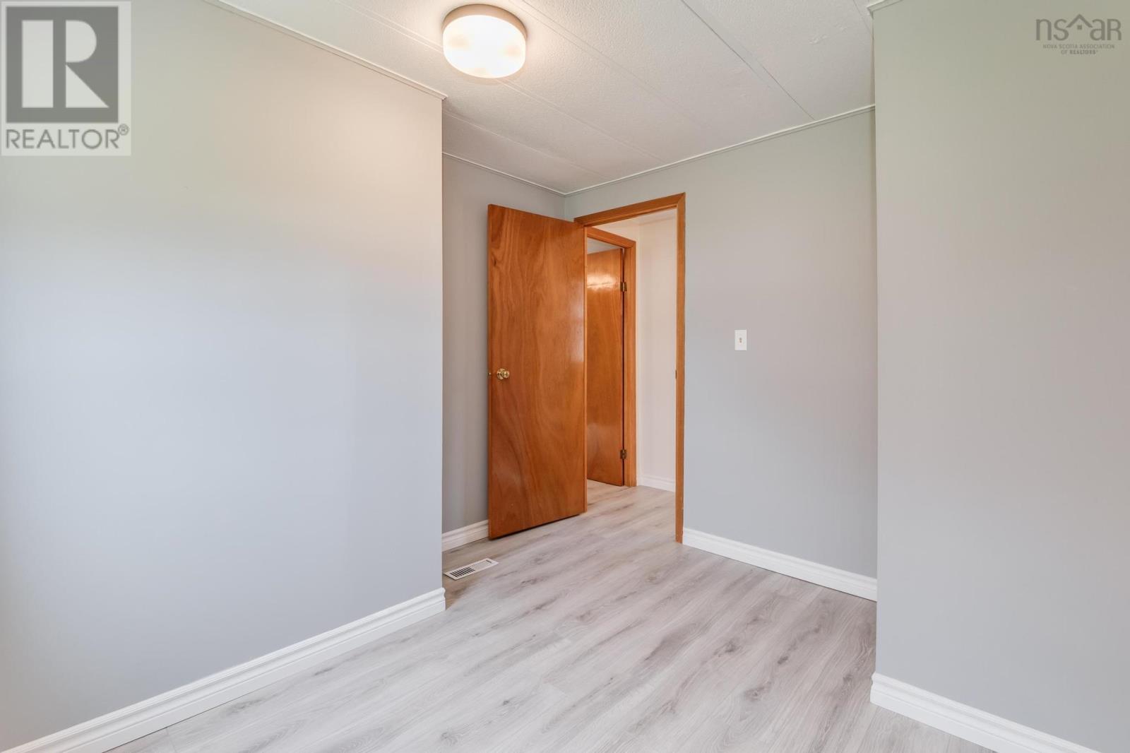 33 Joudrey Drive, Martins Point, Nova Scotia  B0J 2E0 - Photo 18 - 202510215