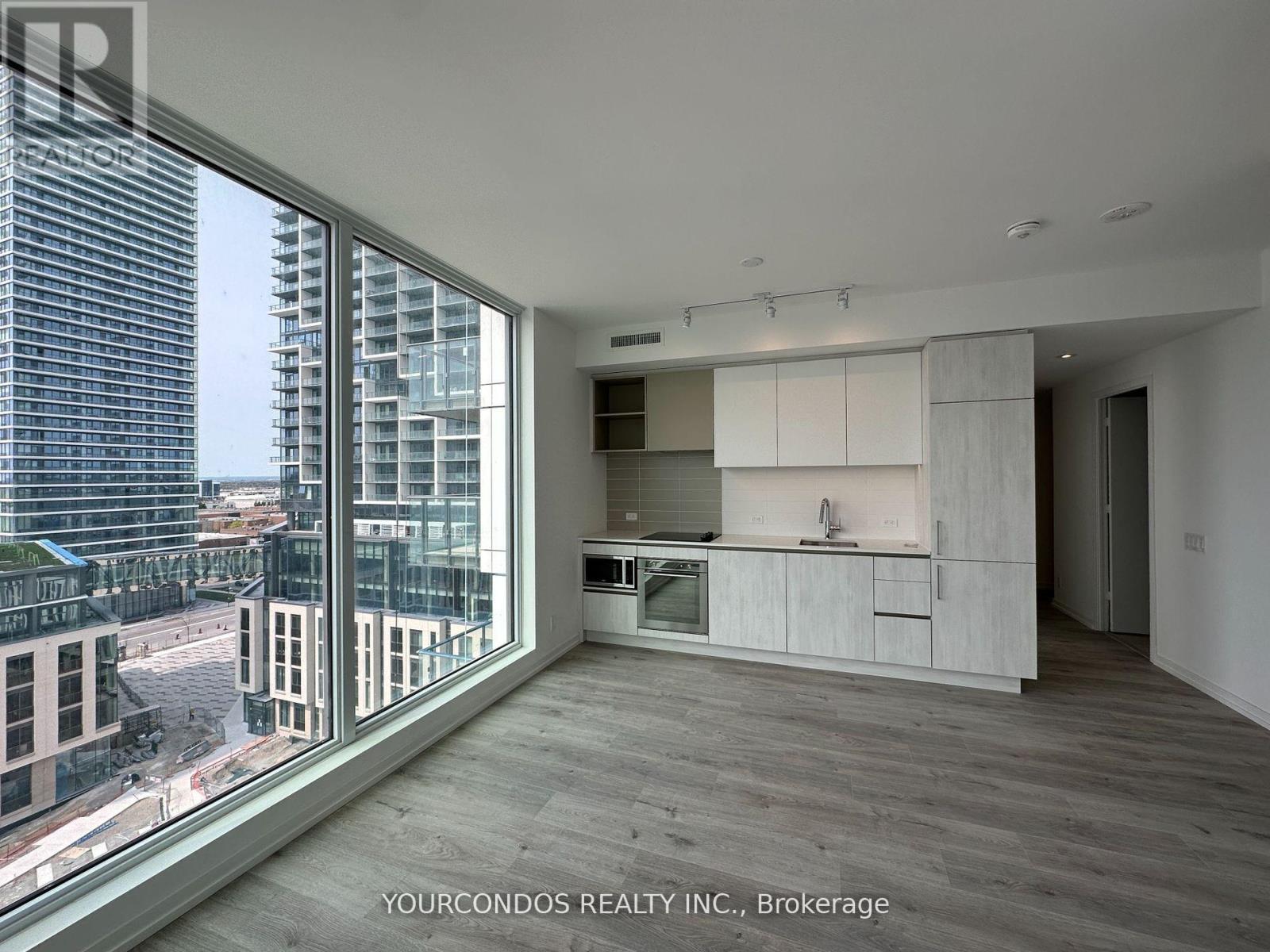1002 - 7890 Jane Street, Vaughan, Ontario  L4K 0K9 - Photo 3 - N12208314