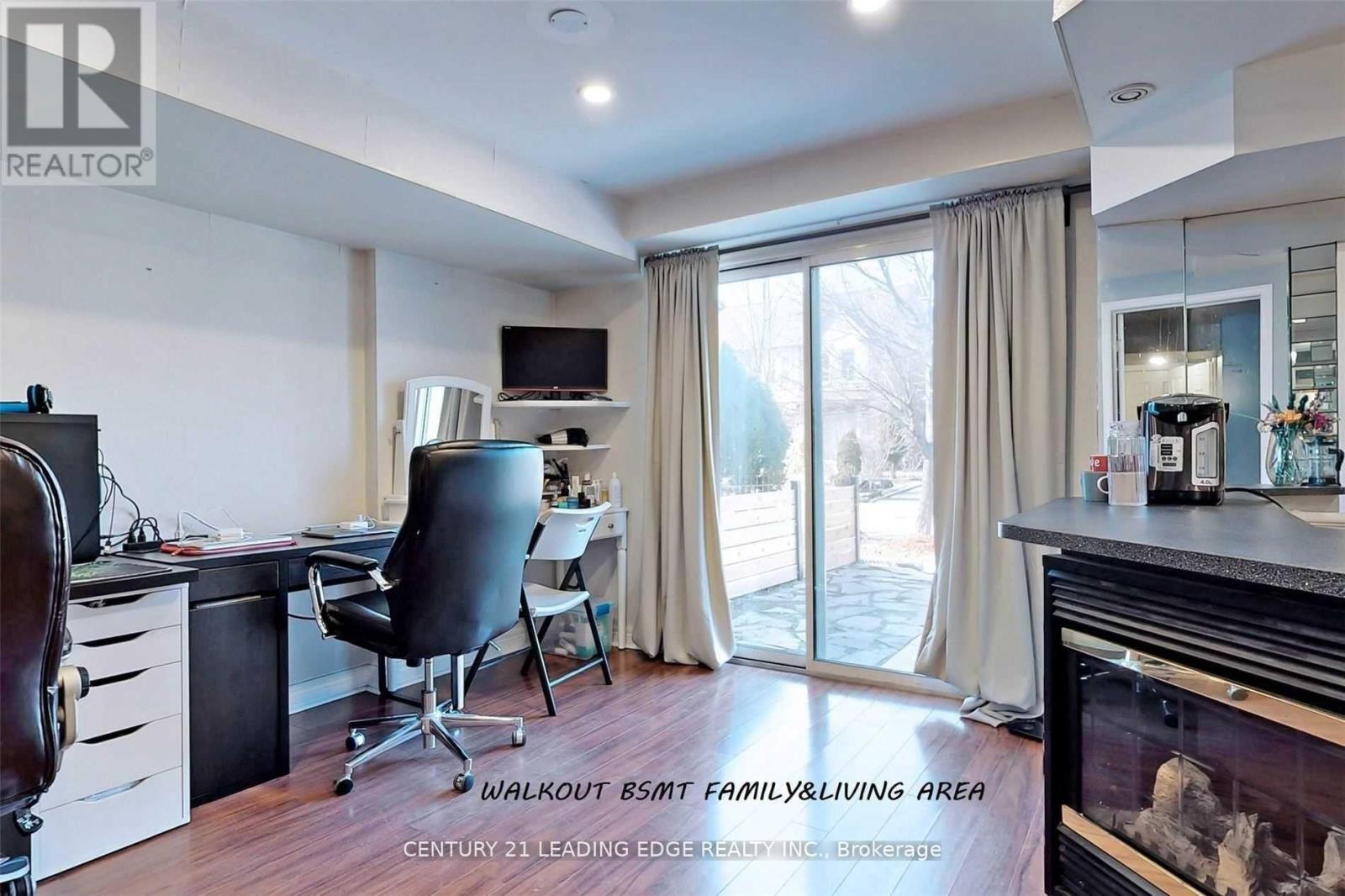 Ground - 84 Sunway Square, Markham, Ontario  L3P 7X5 - Photo 8 - N12208334