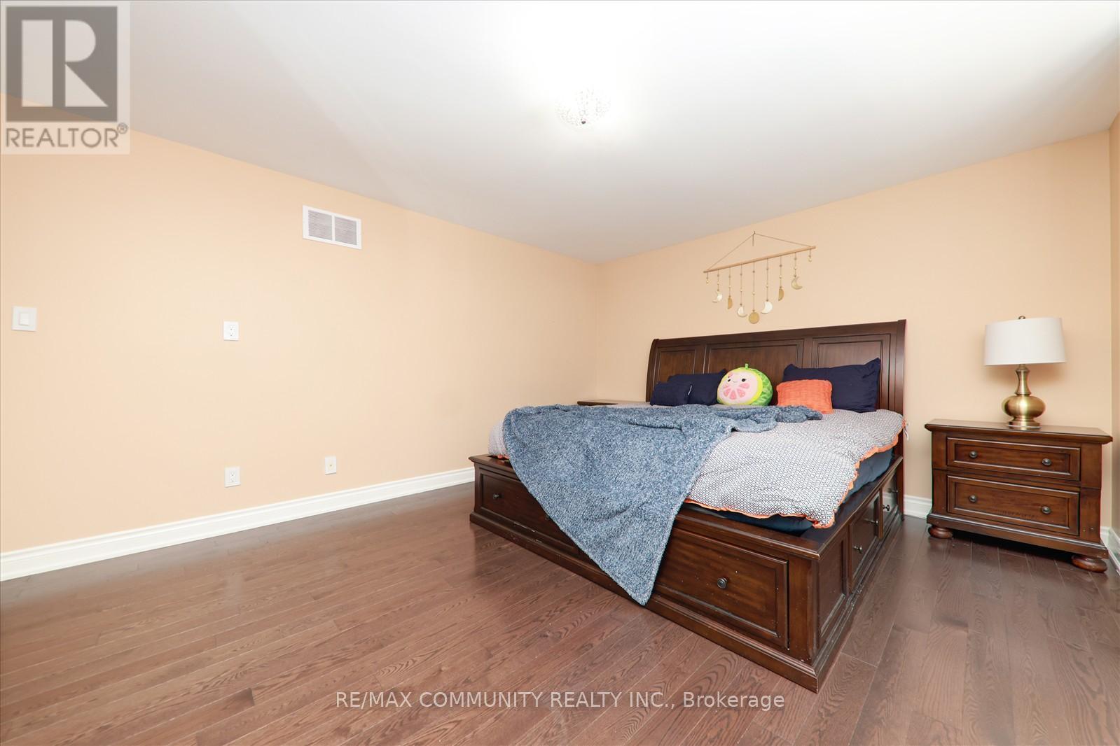5 Sandcherry Avenue, Markham, Ontario  L3S 4B3 - Photo 24 - N12208336