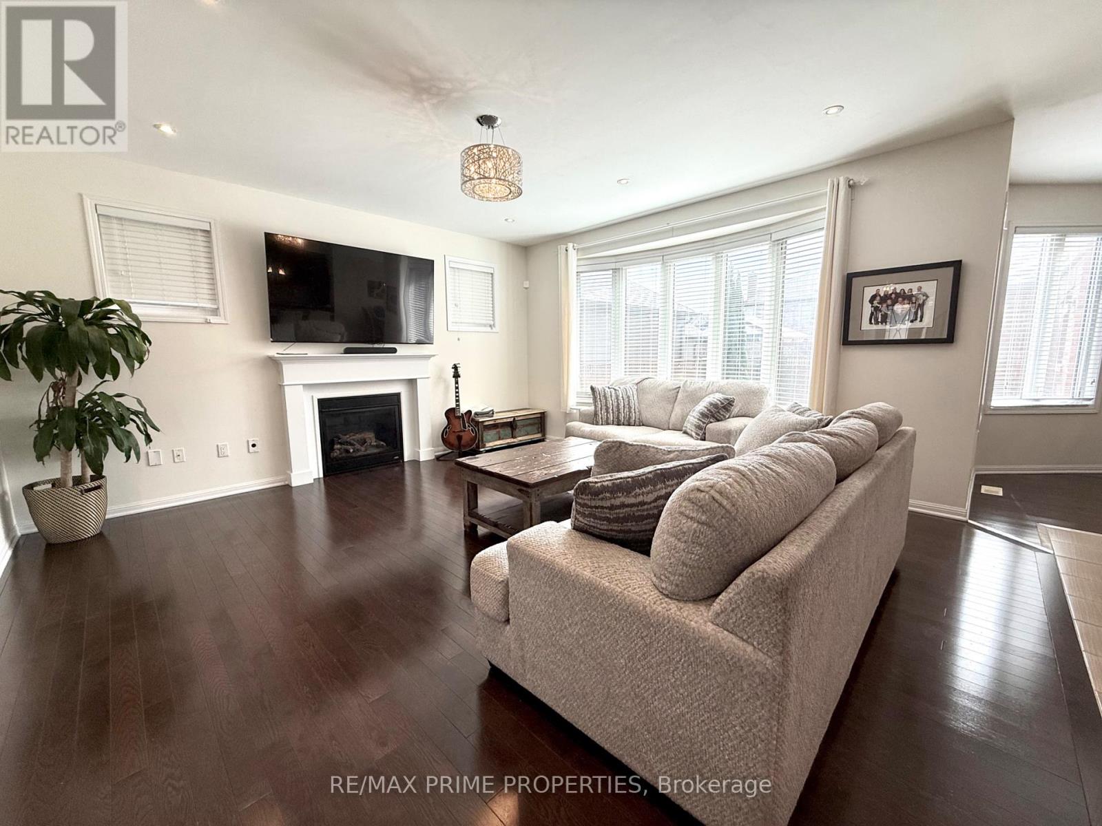 4 Wagon Works Street W, Markham, Ontario  L6B 0X1 - Photo 18 - N12208343