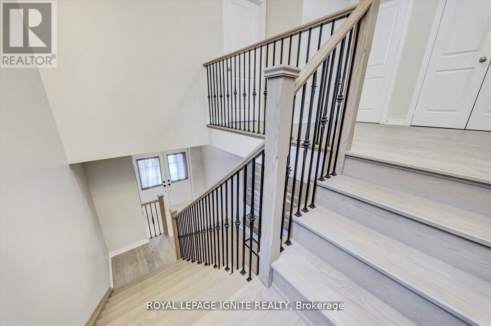 172 Mckean Drive, Whitchurch-Stouffville, Ontario  L4A 5A8 - Photo 22 - N12208345