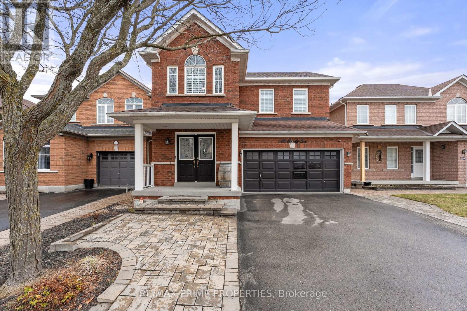 648 Society Crescent, Newmarket, Ontario  L3X 2V8 - Photo 1 - N12208380
