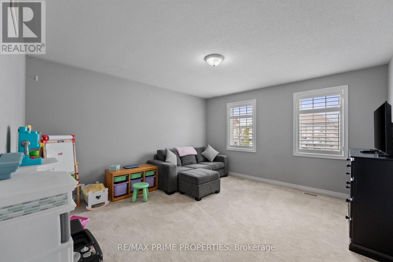 648 Society Crescent, Newmarket, Ontario  L3X 2V8 - Photo 24 - N12208380