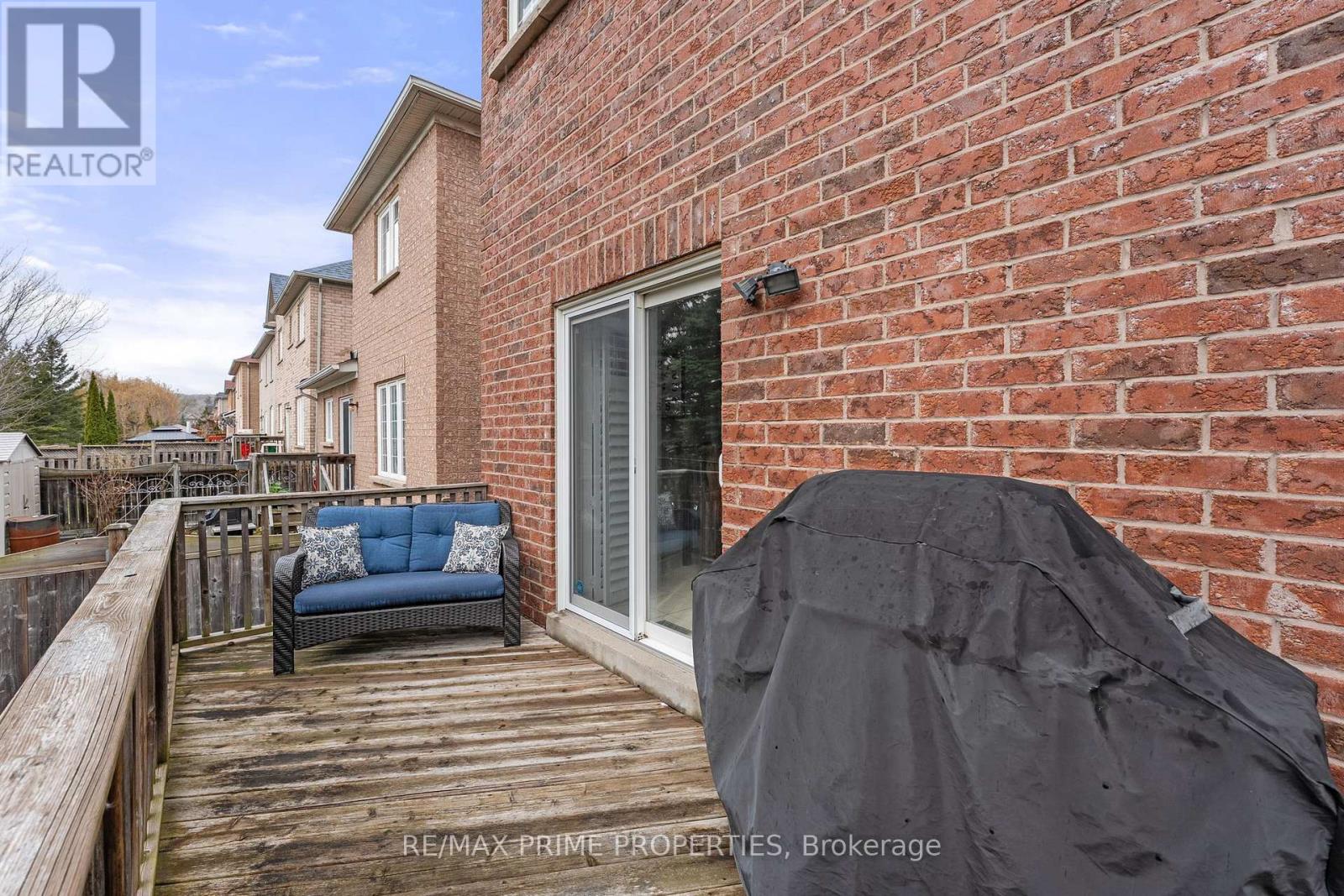 648 Society Crescent, Newmarket, Ontario  L3X 2V8 - Photo 38 - N12208380