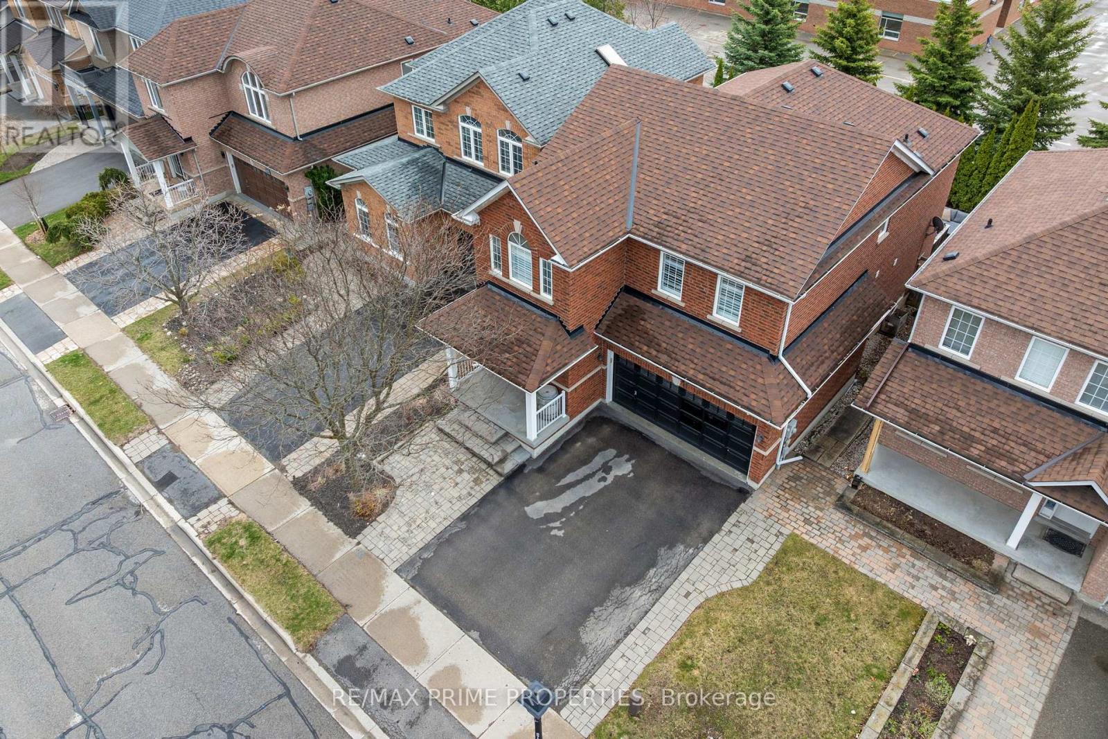 648 Society Crescent, Newmarket, Ontario  L3X 2V8 - Photo 41 - N12208380