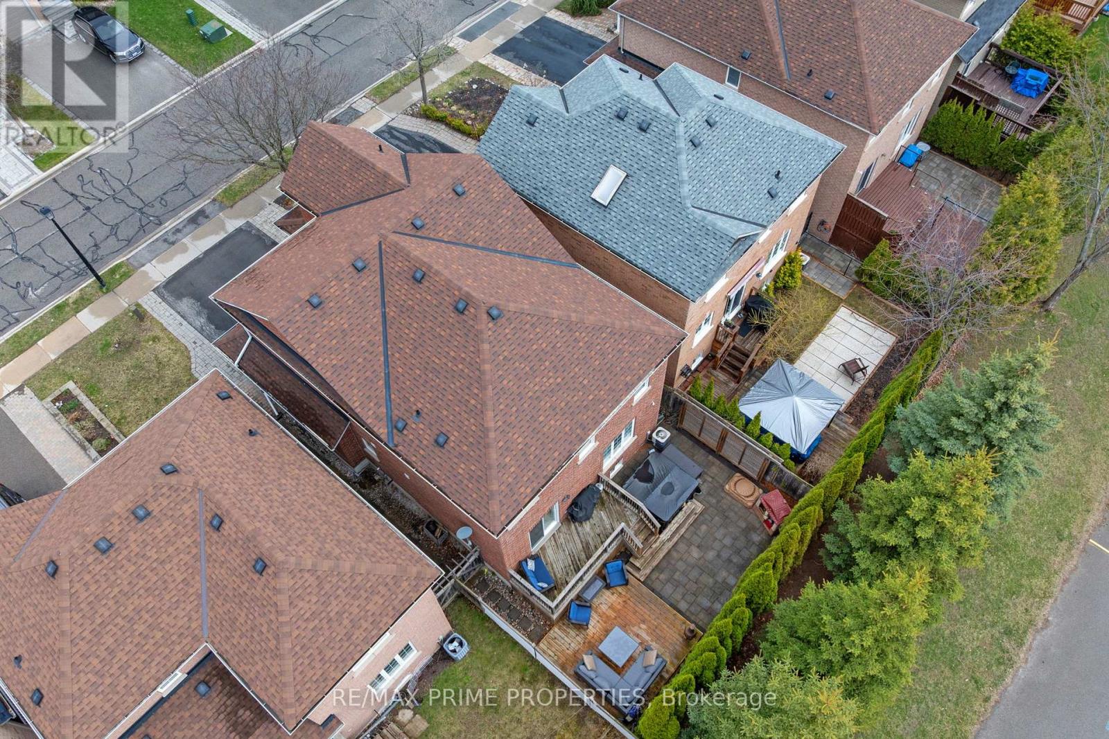 648 Society Crescent, Newmarket, Ontario  L3X 2V8 - Photo 42 - N12208380