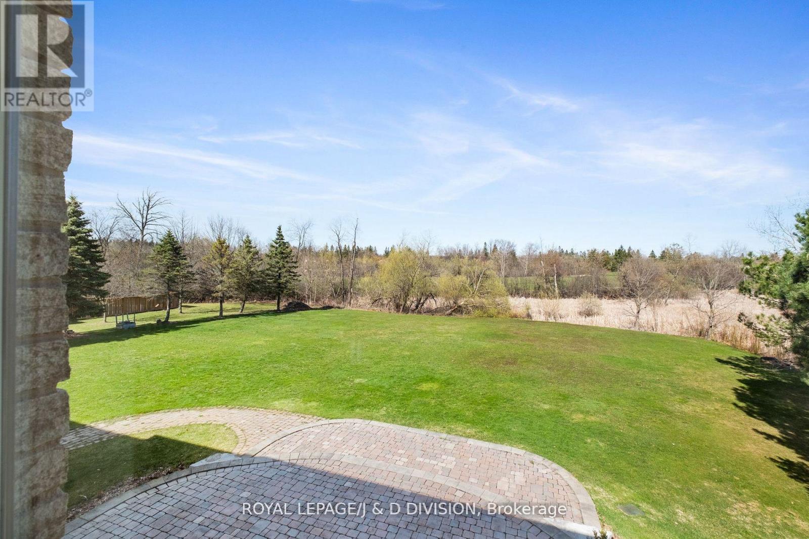 19 Logan Court, Whitchurch-Stouffville, Ontario  L4A 7X5 - Photo 17 - N12208388