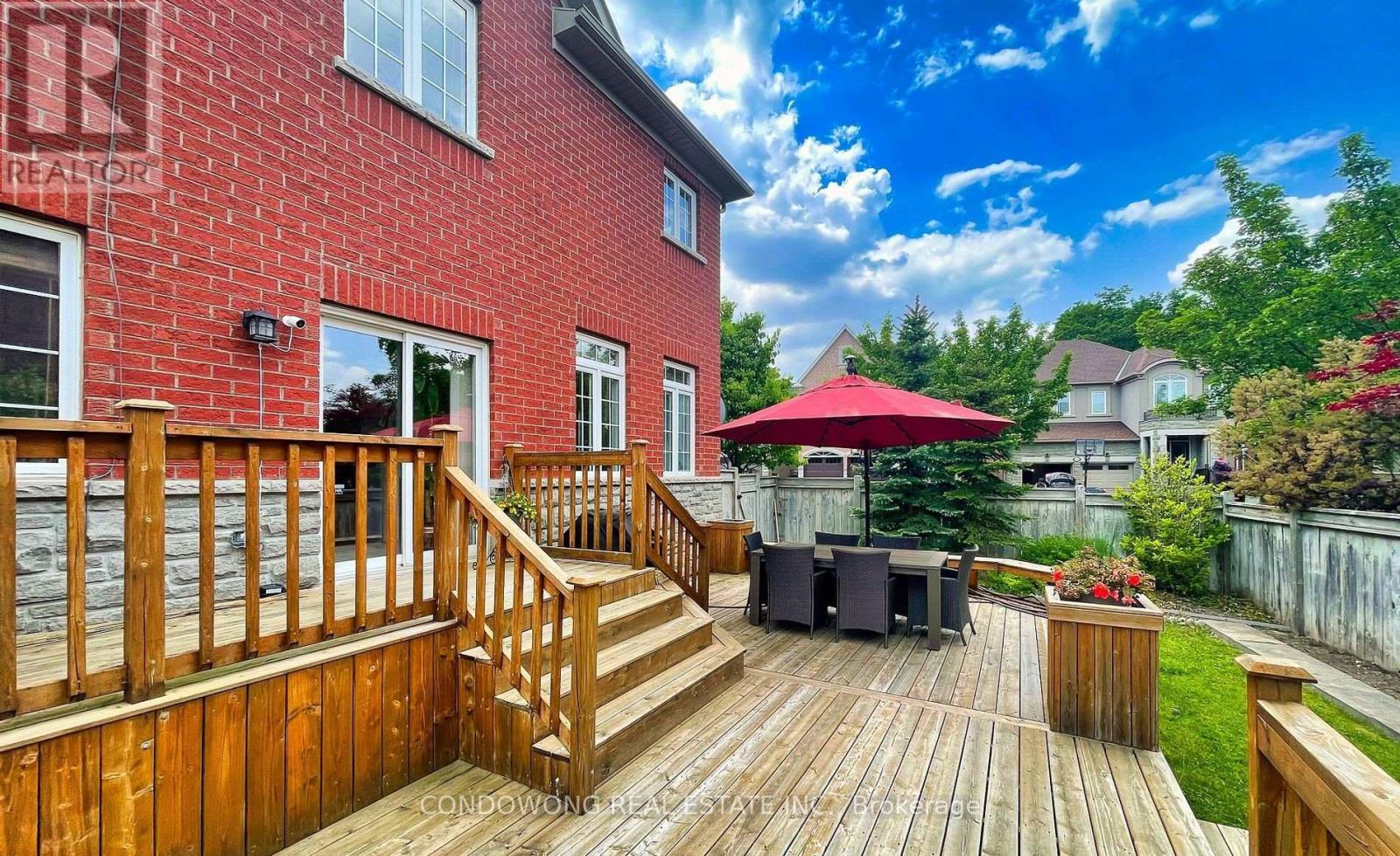 194 Autumn Hill Boulevard, Vaughan, Ontario  L4J 8Y7 - Photo 4 - N12208391