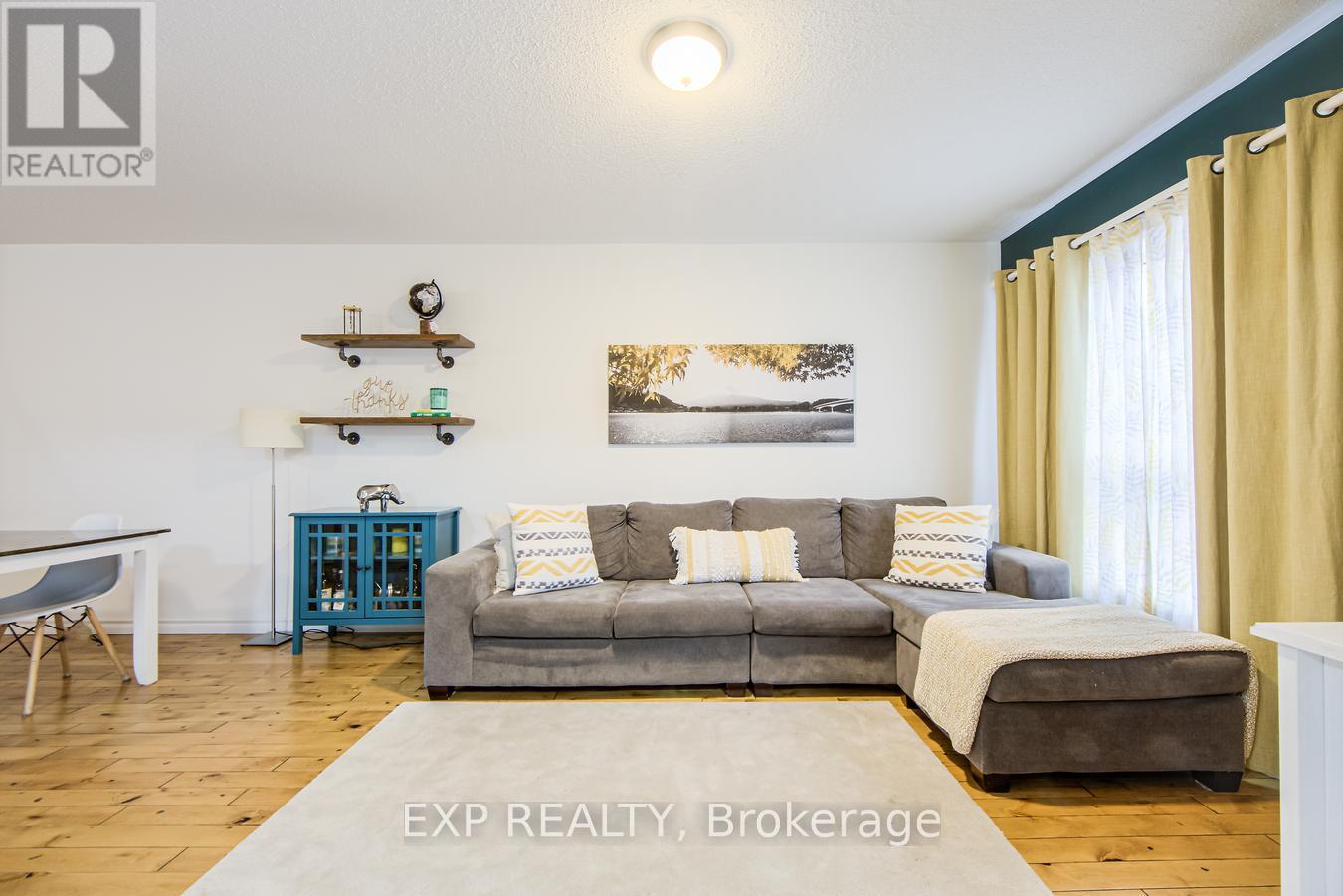 5 Mcgahey Street, New Tecumseth, Ontario  L0G 1W0 - Photo 11 - N12208402