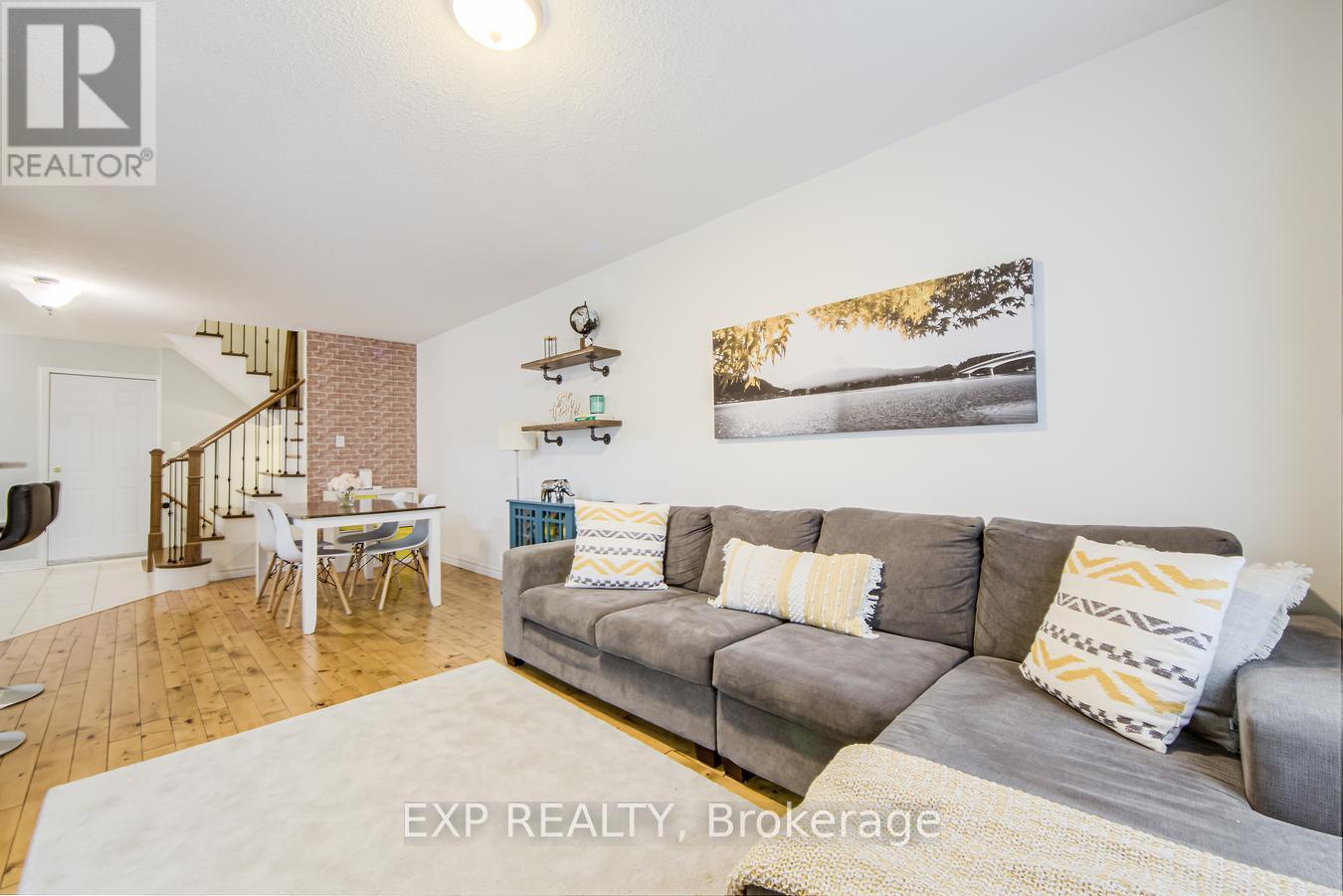 5 Mcgahey Street, New Tecumseth, Ontario  L0G 1W0 - Photo 12 - N12208402