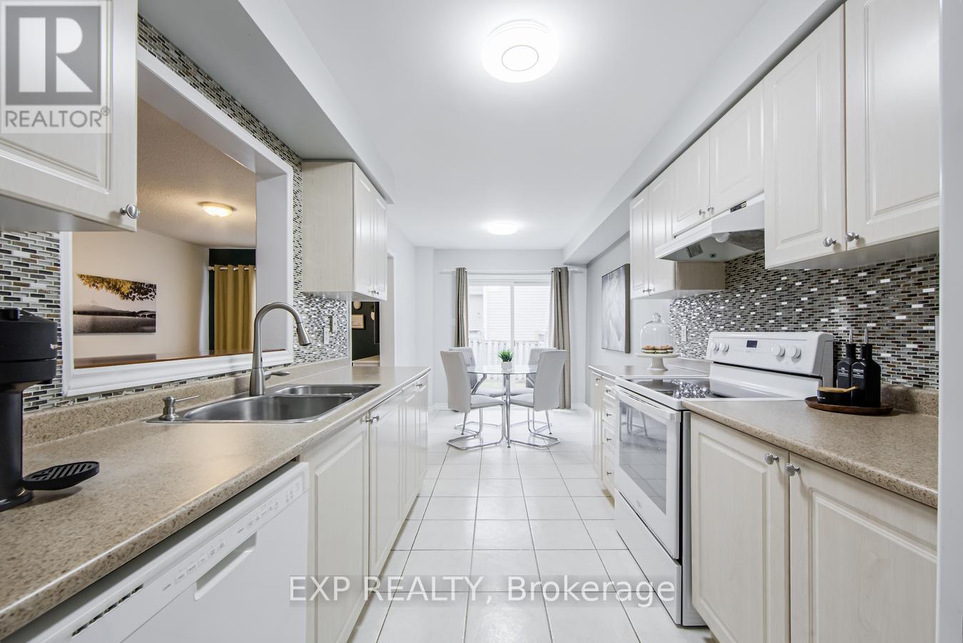 5 Mcgahey Street, New Tecumseth, Ontario  L0G 1W0 - Photo 18 - N12208402