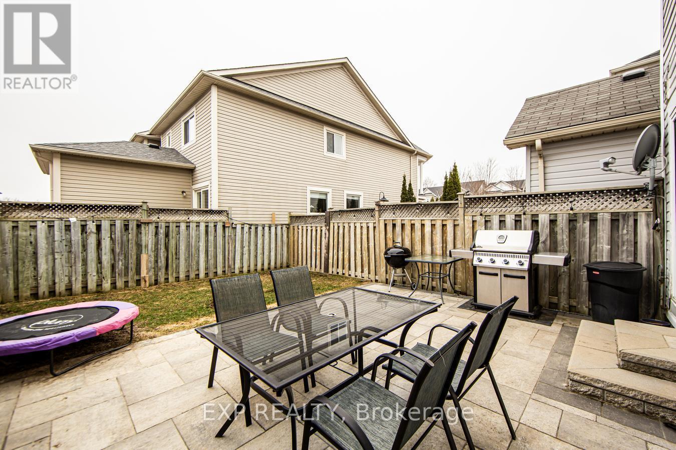 5 Mcgahey Street, New Tecumseth, Ontario  L0G 1W0 - Photo 46 - N12208402