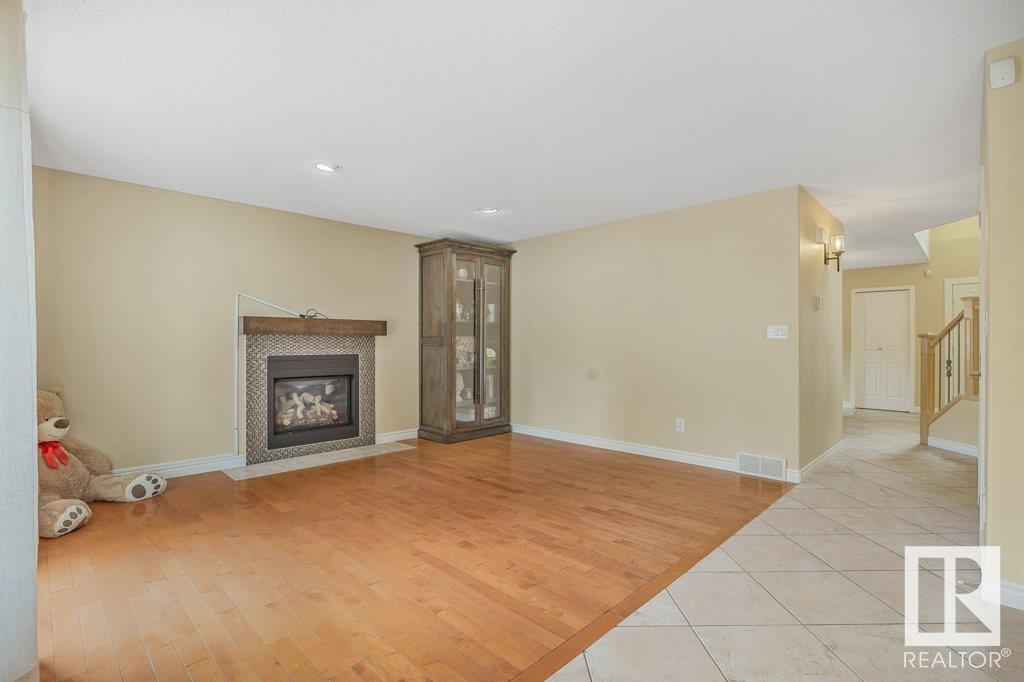 1312 Welbourn Ln Nw, Edmonton, Alberta  T6M 2M2 - Photo 13 - E4441409