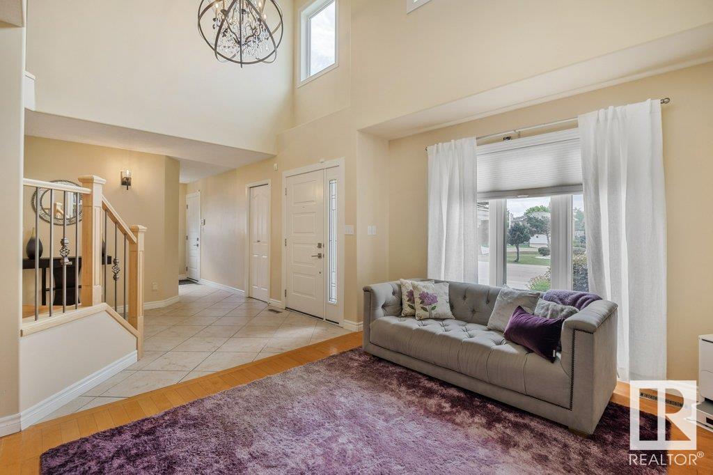 1312 Welbourn Ln Nw, Edmonton, Alberta  T6M 2M2 - Photo 3 - E4441409
