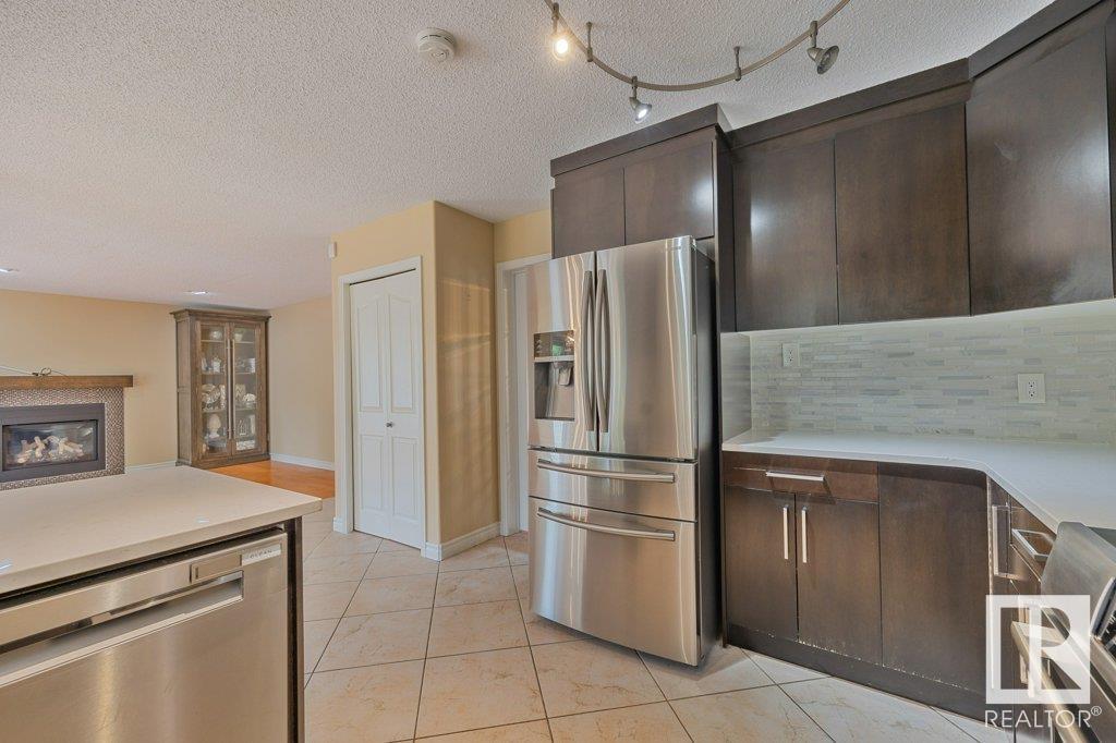 1312 Welbourn Ln Nw, Edmonton, Alberta  T6M 2M2 - Photo 9 - E4441409