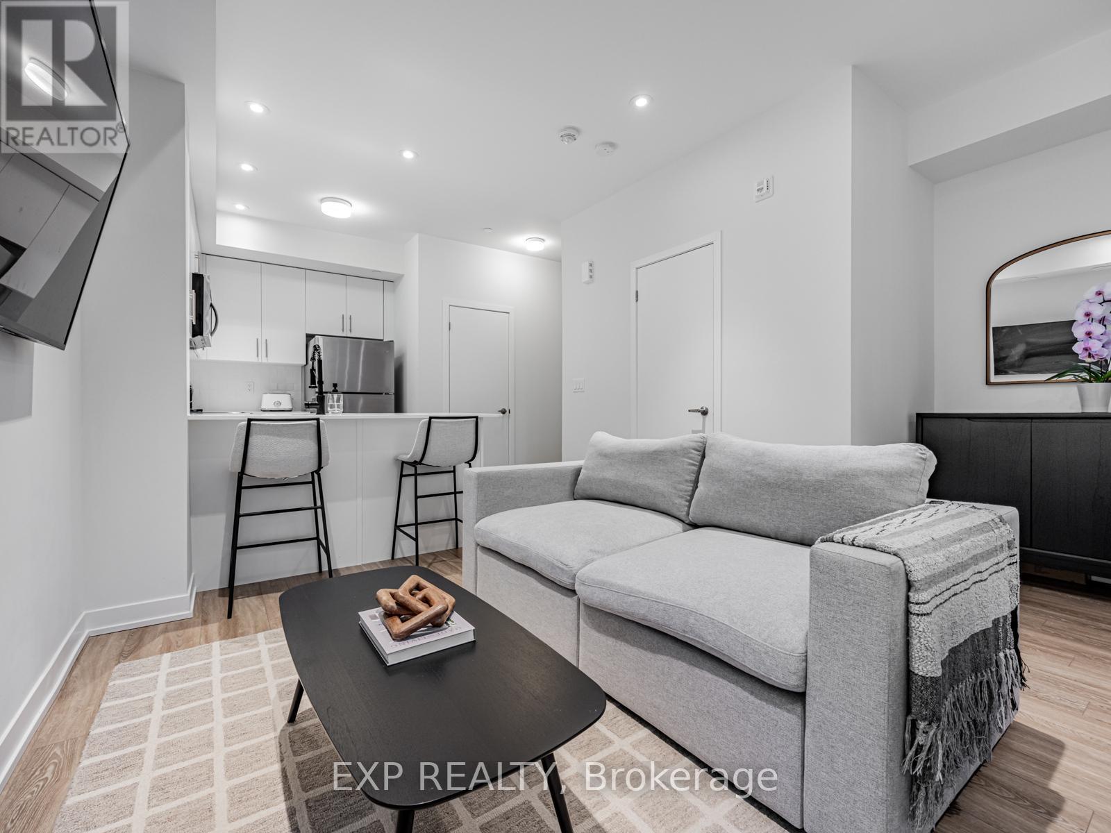 18 - 3409 Ridgeway Drive, Mississauga, Ontario  L5L 0B9 - Photo 6 - W12208320