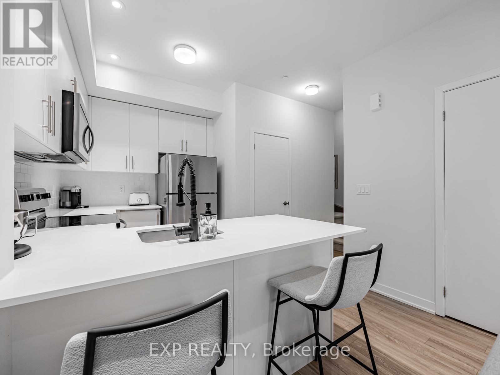 18 - 3409 Ridgeway Drive, Mississauga, Ontario  L5L 0B9 - Photo 8 - W12208320
