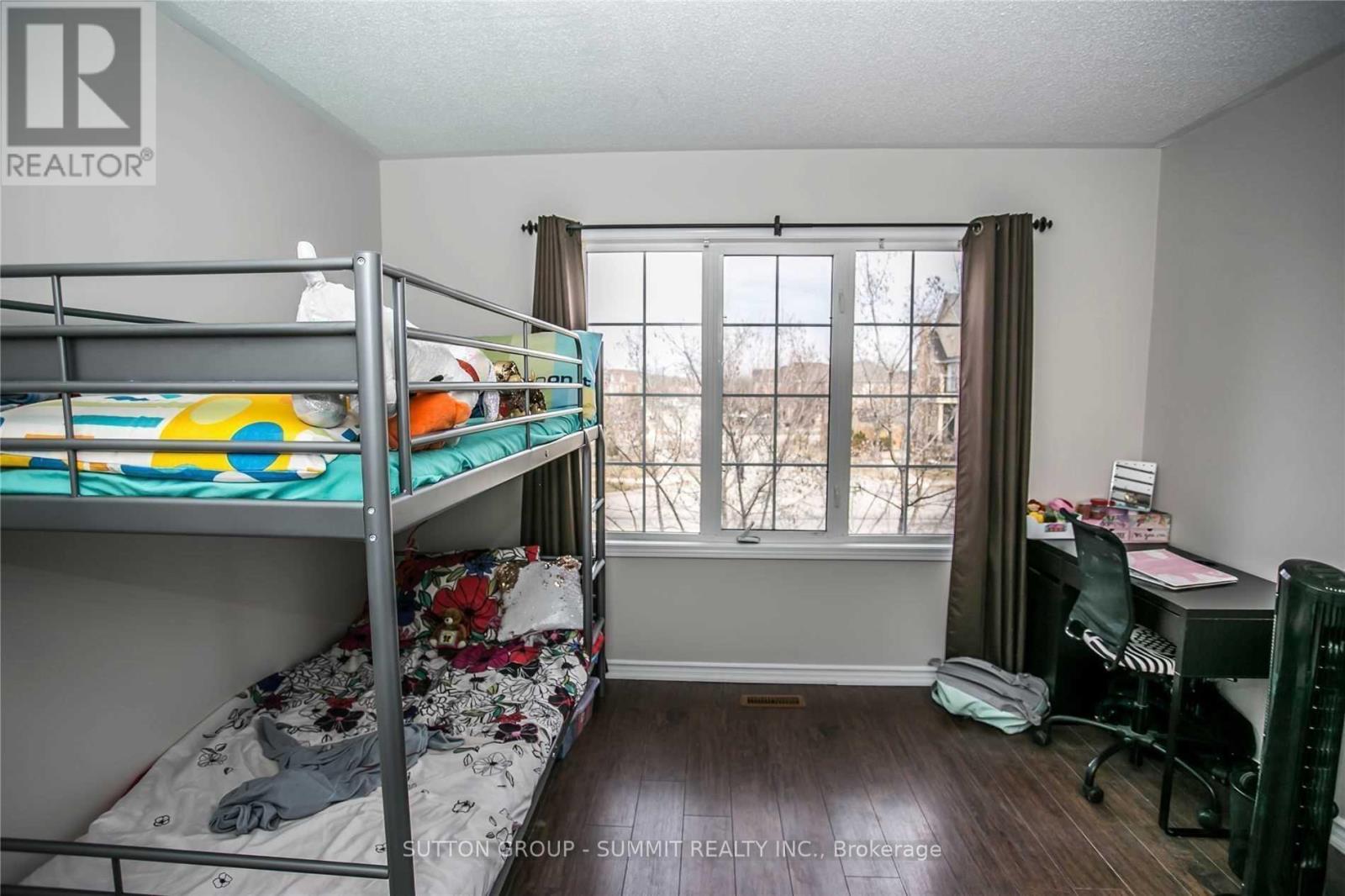 5828 Tenth Line W, Mississauga, Ontario  L5M 6S2 - Photo 6 - W12208329