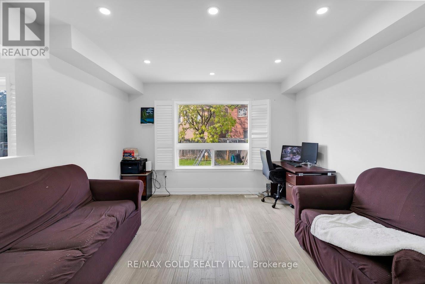 66 Thunderbird Trail, Brampton, Ontario  L6R 2T4 - Photo 13 - W12208339