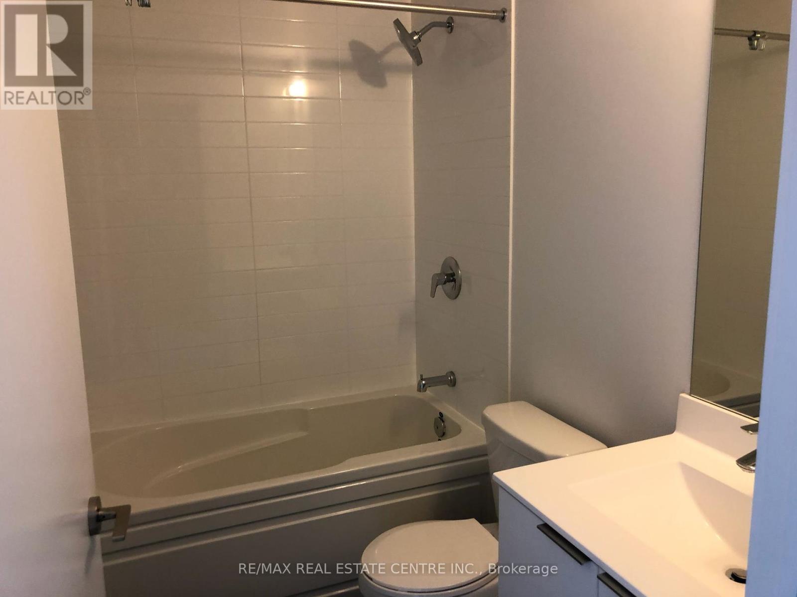 4610 - 30 Shore Breeze Drive, Toronto, Ontario  M8V 0J1 - Photo 10 - W12208363