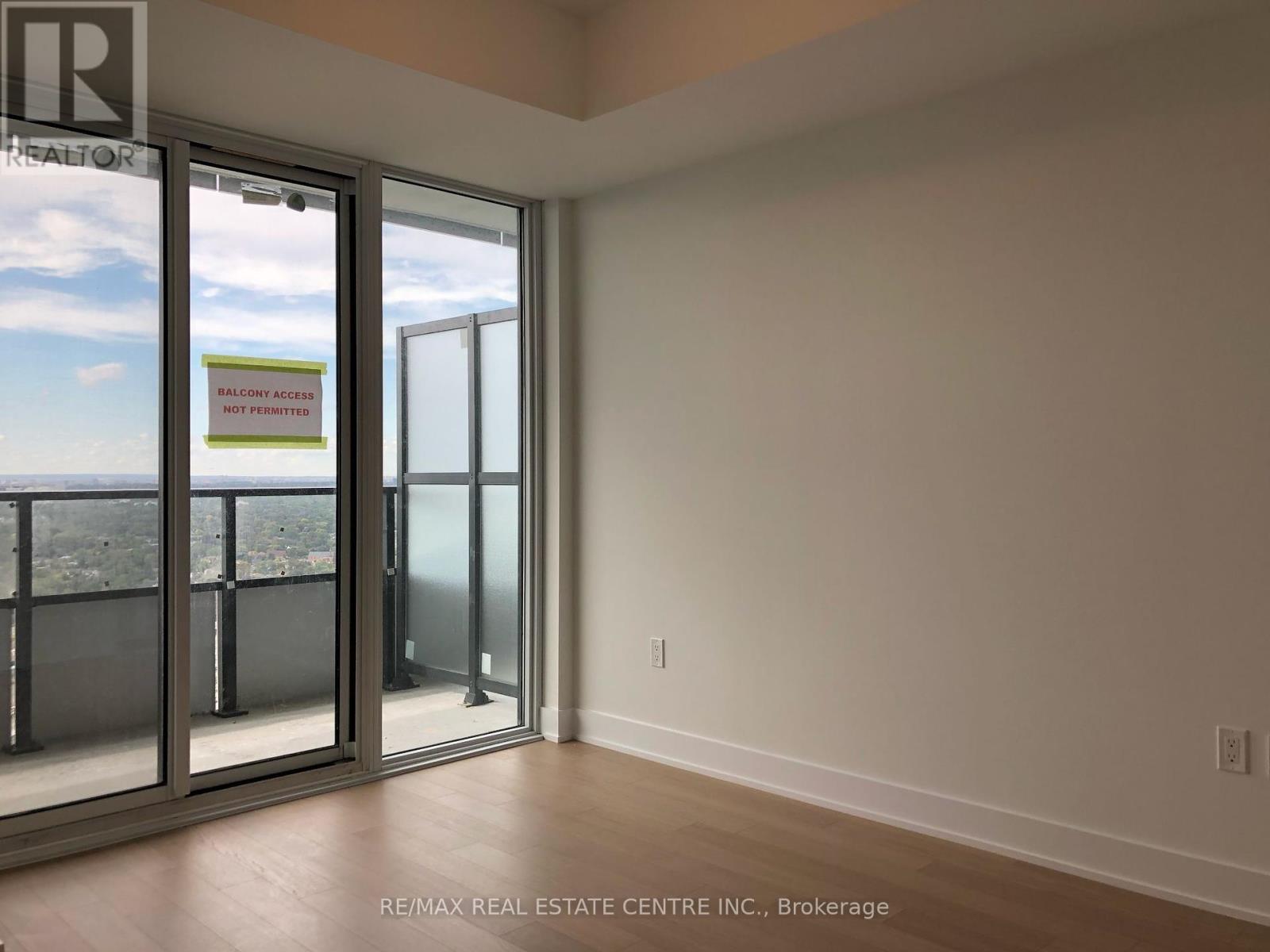 4610 - 30 Shore Breeze Drive, Toronto, Ontario  M8V 0J1 - Photo 5 - W12208363