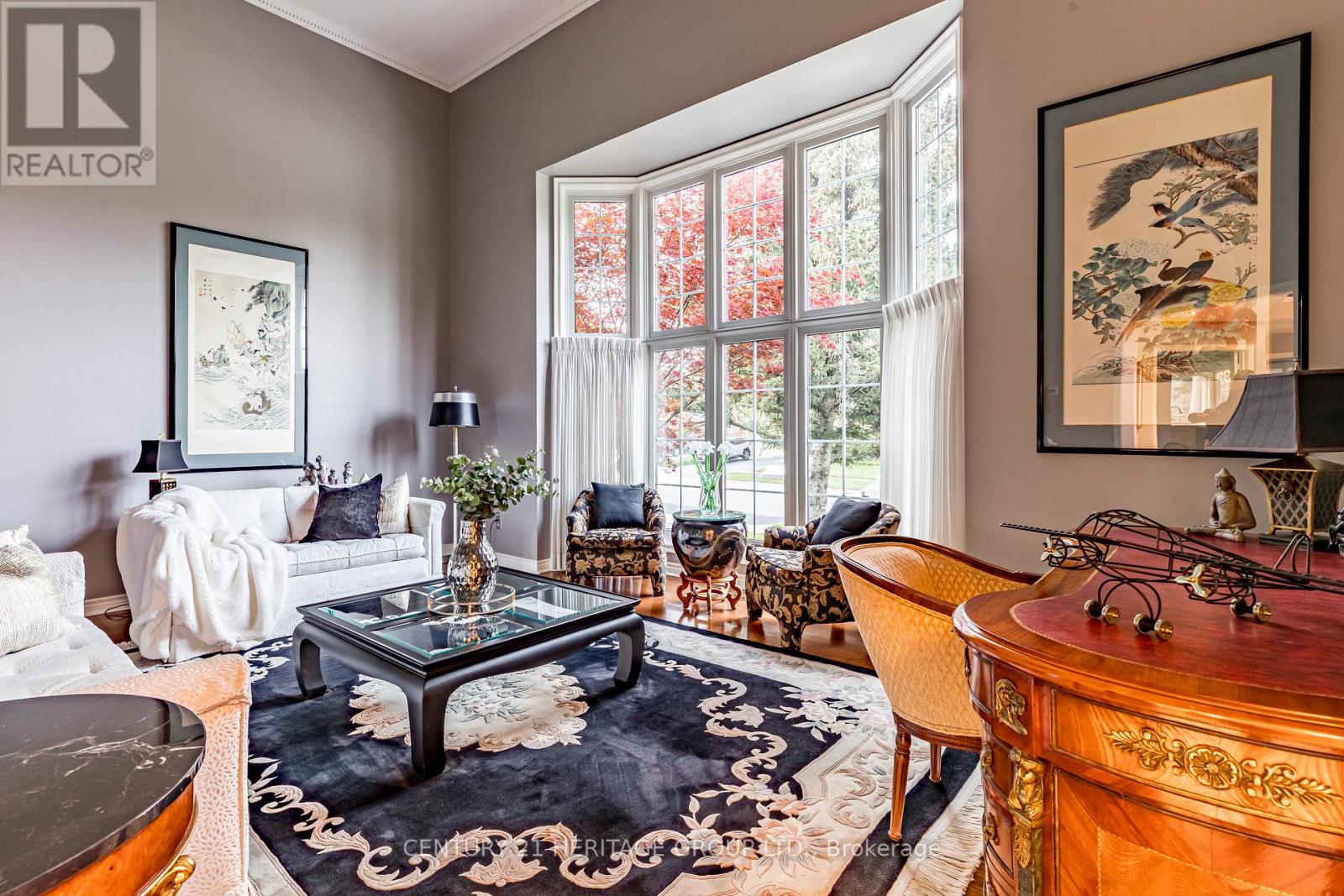 2010 Parklane Crescent, Burlington (Rose), Ontario  L7M 3V5 - Photo 4 - W12208376