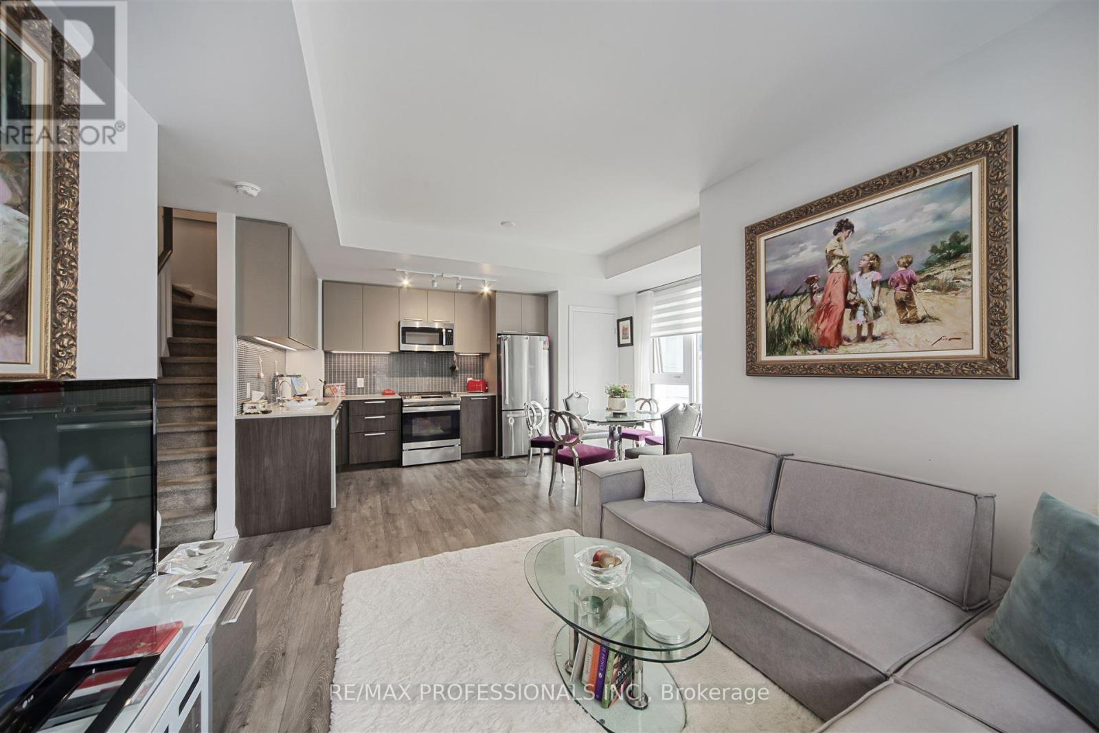 4 - 15 Brin Drive, Toronto, Ontario  M8X 0B4 - Photo 11 - W12208387