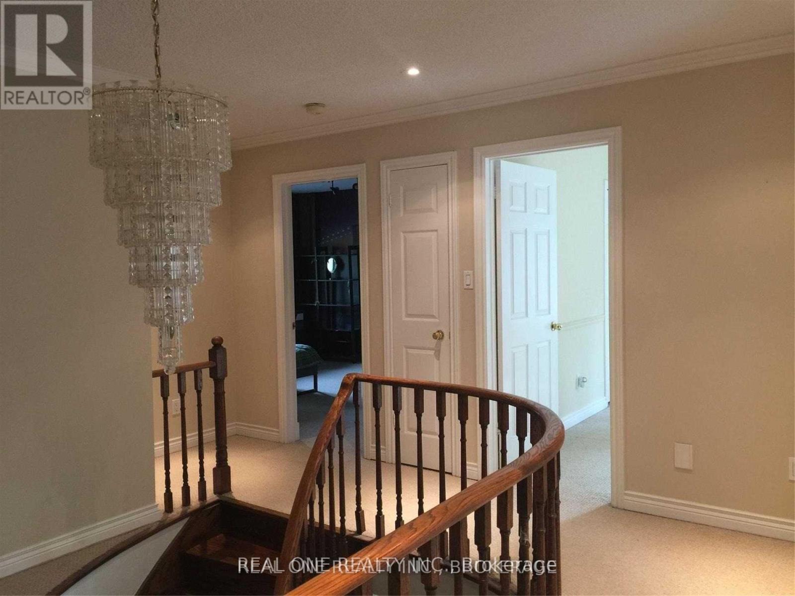 2 Bedrooms - 3501 Kingbird Court, Mississauga, Ontario  L5L 2P9 - Photo 10 - W12208392