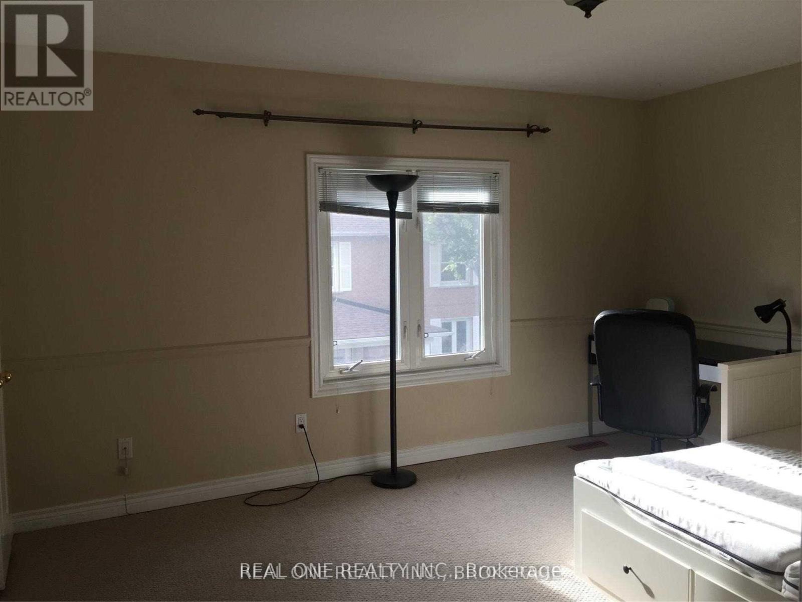 2 Bedrooms - 3501 Kingbird Court, Mississauga, Ontario  L5L 2P9 - Photo 12 - W12208392