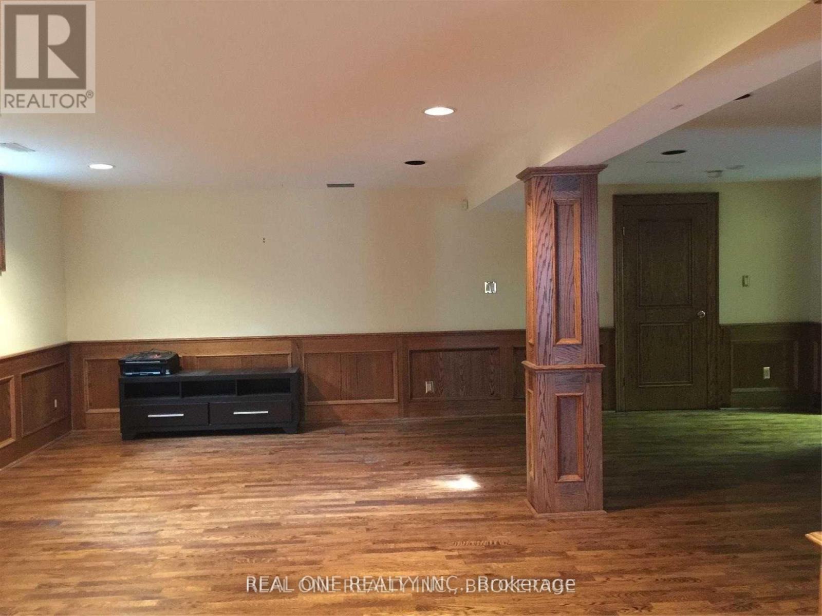 2 Bedrooms - 3501 Kingbird Court, Mississauga, Ontario  L5L 2P9 - Photo 16 - W12208392