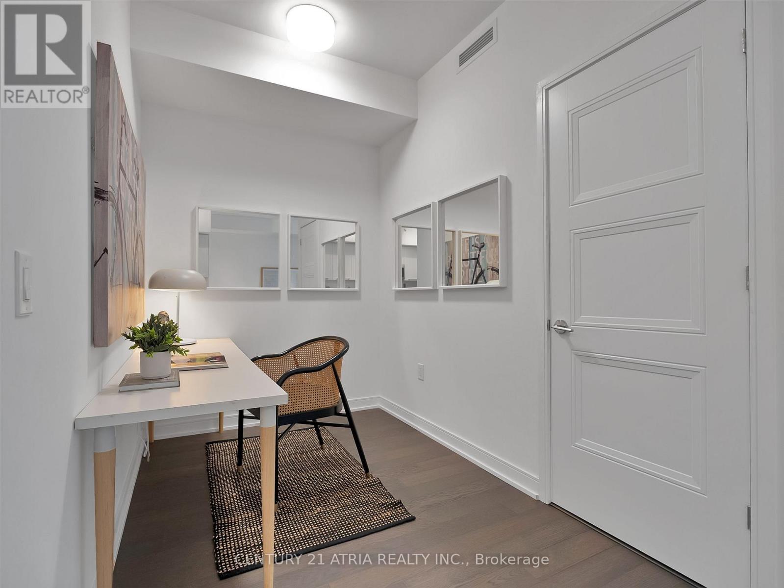 405 - 25 Neighbourhood Lane, Toronto, Ontario  M9Y 0C4 - Photo 11 - W12208412