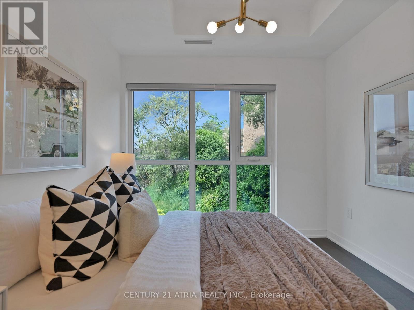 405 - 25 Neighbourhood Lane, Toronto, Ontario  M9Y 0C4 - Photo 15 - W12208412