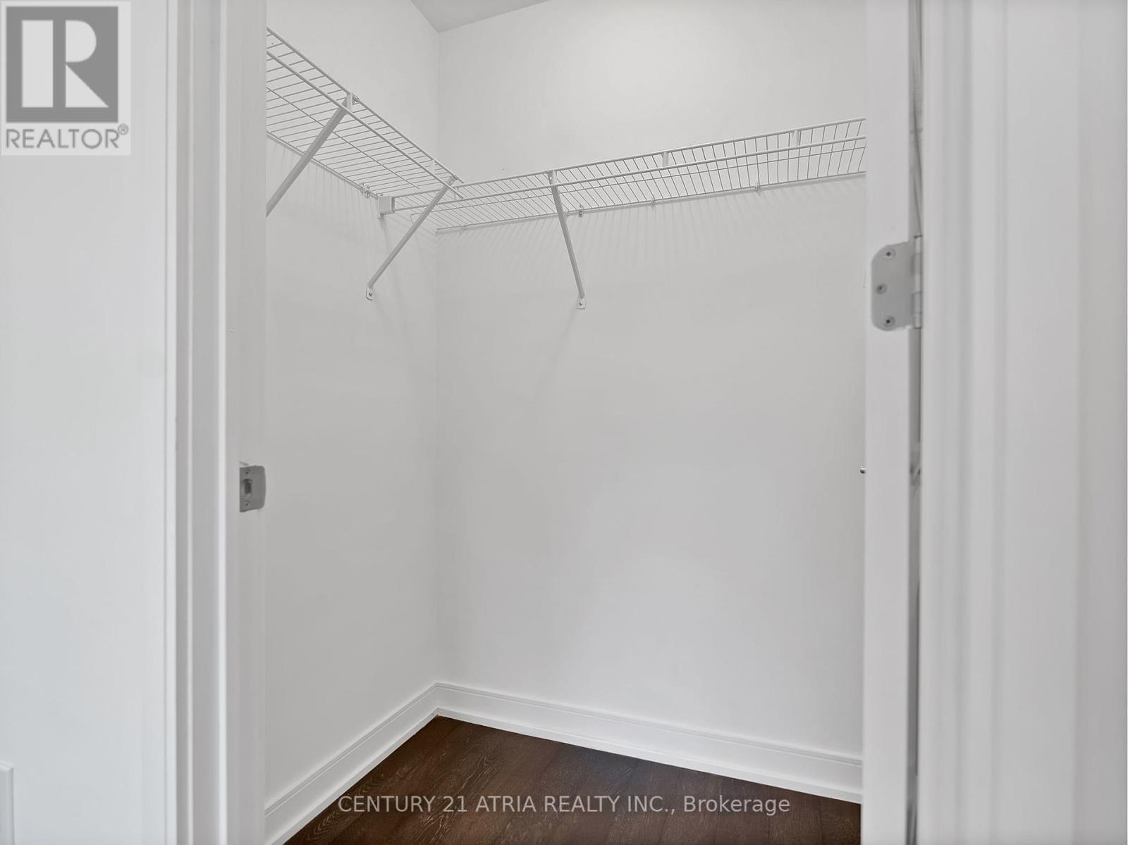 405 - 25 Neighbourhood Lane, Toronto, Ontario  M9Y 0C4 - Photo 18 - W12208412