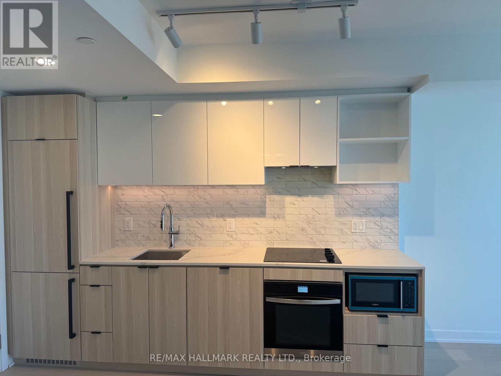 4817 - 252 Church Street, Toronto, Ontario  M5B 0E6 - Photo 9 - C12207945