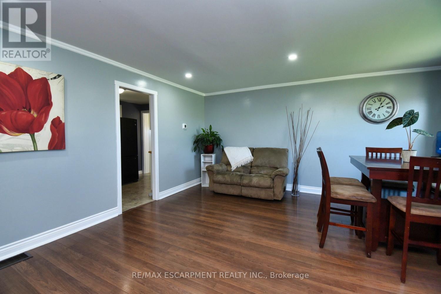 3674 Campden Road, Lincoln, Ontario  L0R 1G0 - Photo 10 - X12208316