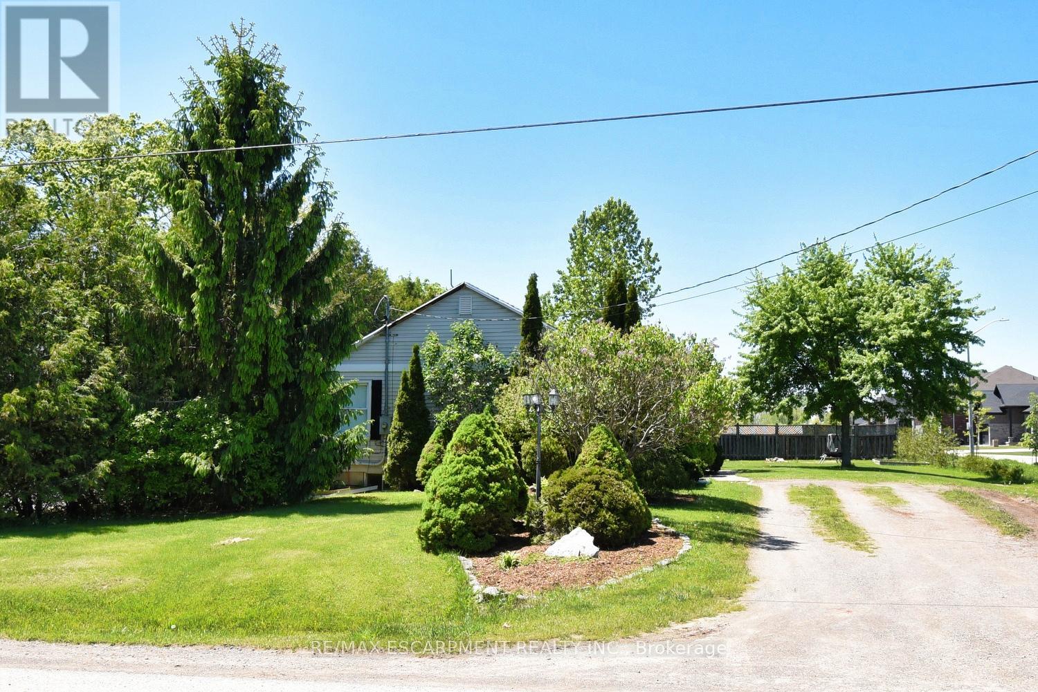 3674 Campden Road, Lincoln, Ontario  L0R 1G0 - Photo 4 - X12208316