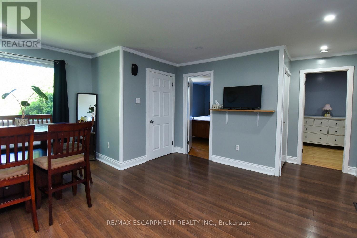 3674 Campden Road, Lincoln, Ontario  L0R 1G0 - Photo 8 - X12208316