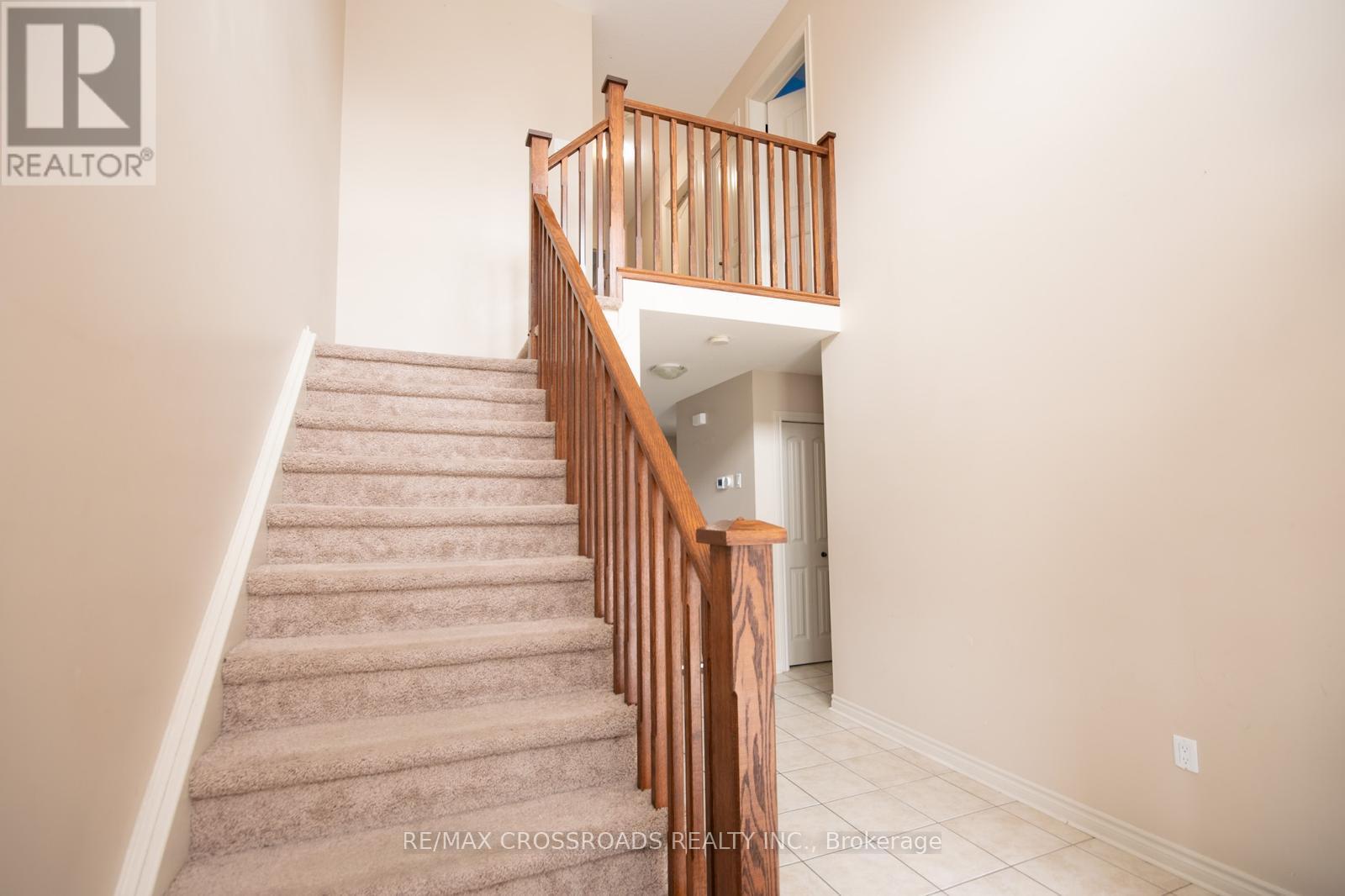 518 Isaiah Crescent, Kitchener, Ontario  N2E 0B4 - Photo 9 - X12208323