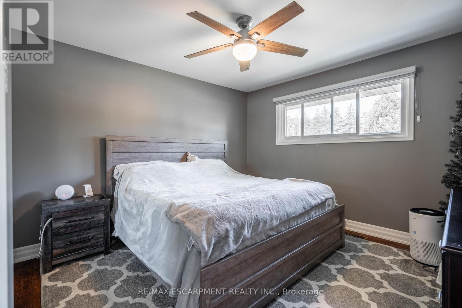 12 Southmeadow Court, Hamilton, Ontario  L8G 3H2 - Photo 19 - X12208364