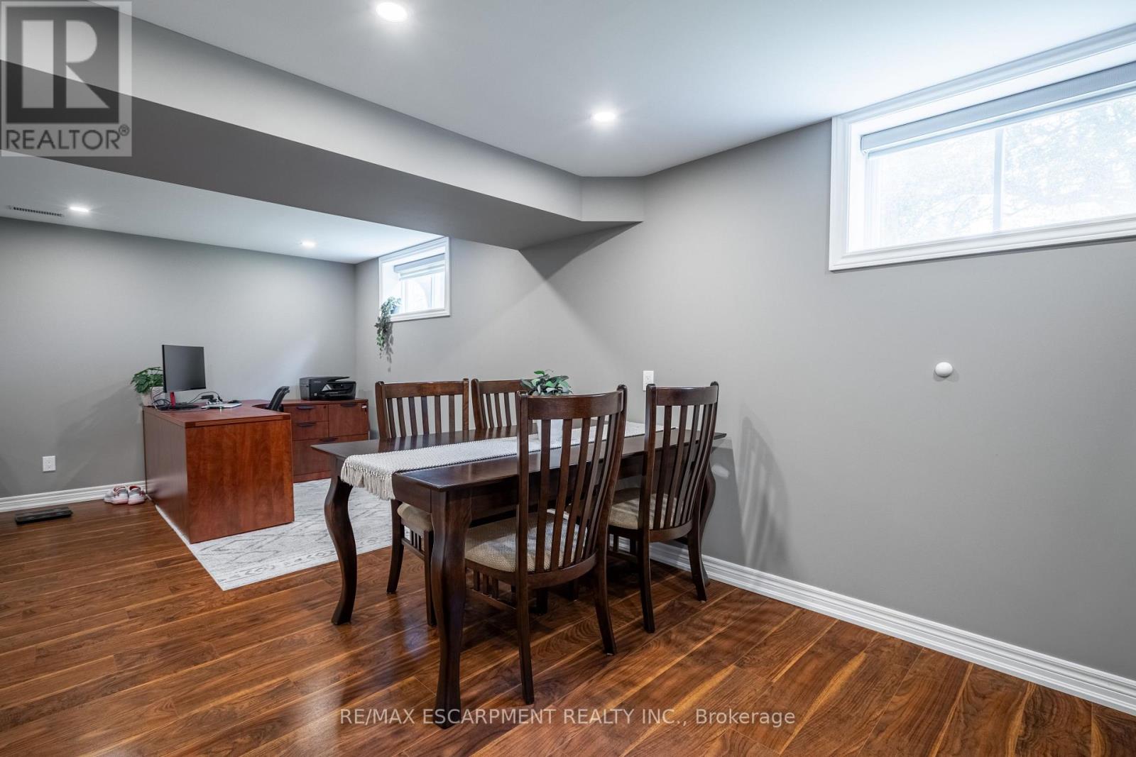 12 Southmeadow Court, Hamilton, Ontario  L8G 3H2 - Photo 30 - X12208364