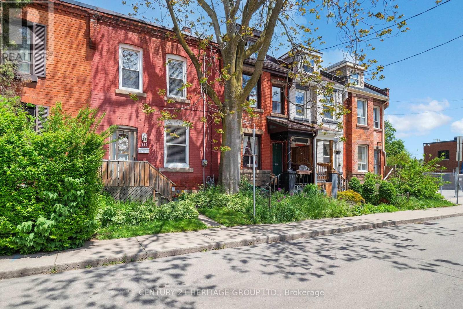 111 Shaw Street, Hamilton, Ontario  L8L 3P6 - Photo 3 - X12208378