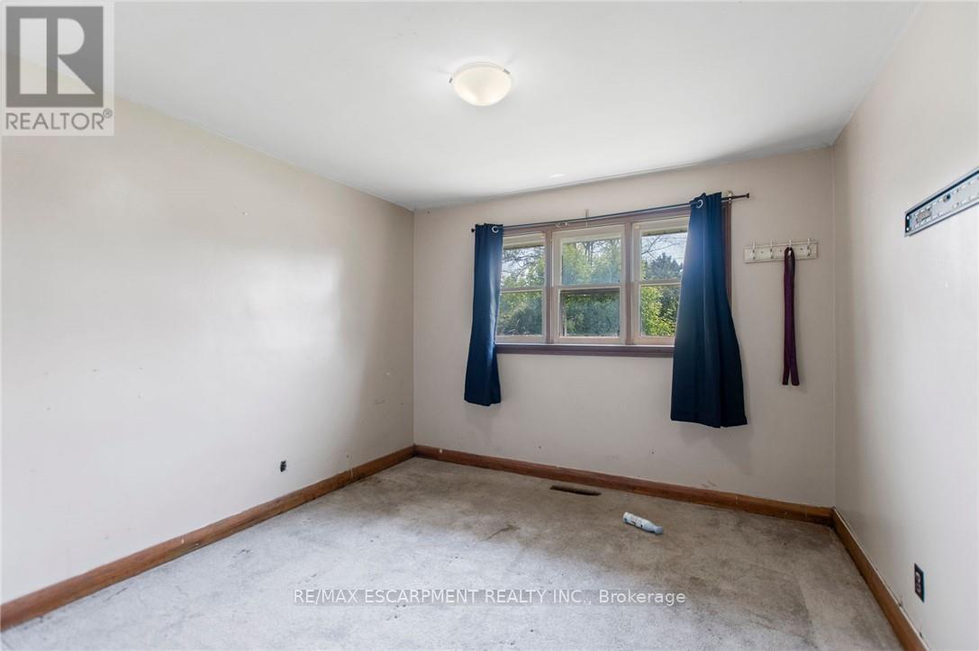 163 Rice Road, Welland, Ontario  L3C 2V7 - Photo 13 - X12208386